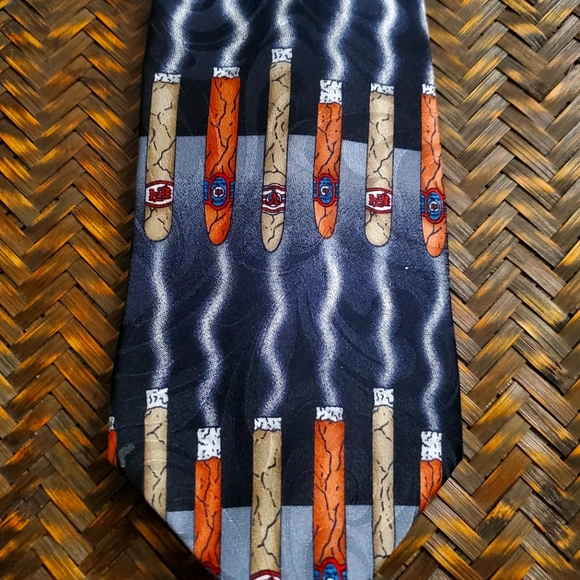 Surrey - Picture 2 of 3